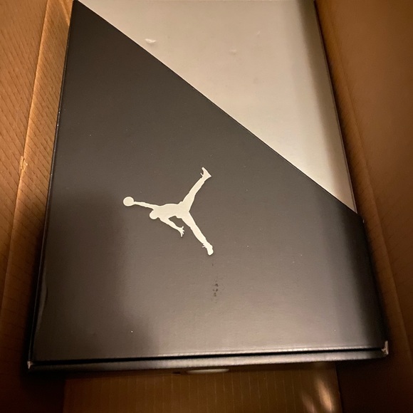 Jordan 11 jubillie